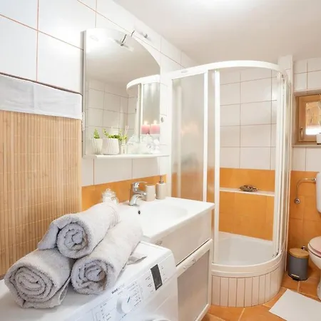 Butterfly By The Creek Holiday home Trzic